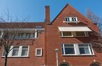 Westzijde Bachstraat, nabij de hoek met de Gerrit van der Veenstraat.
<br/>
Marcel Westhoff, 2019-02-01